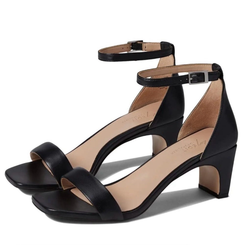 27 EDIT Naturalizer Iriss Ankle Strap Sandal (Wide)